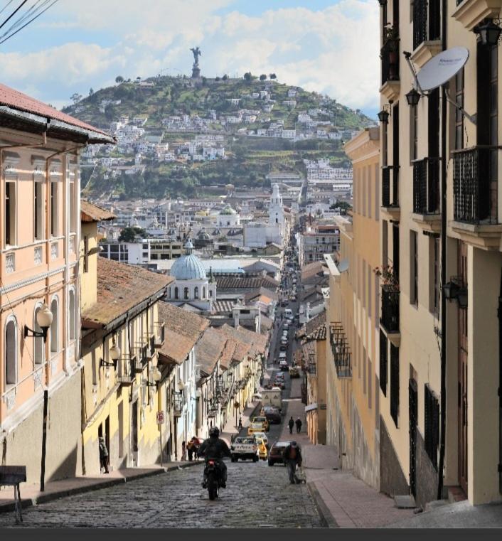 Апартаменты Apartamento Centro Historico De Кито Экстерьер фото